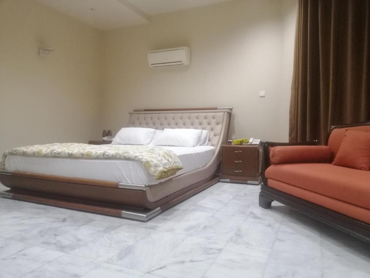 Hotel State Residency Bahawalpur Kültér fotó