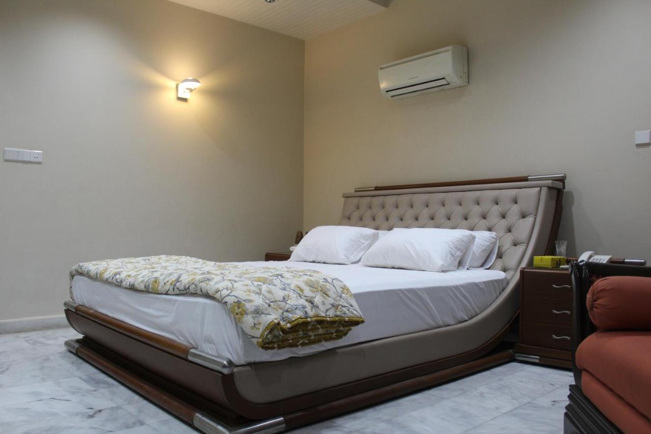 Hotel State Residency Bahawalpur Kültér fotó