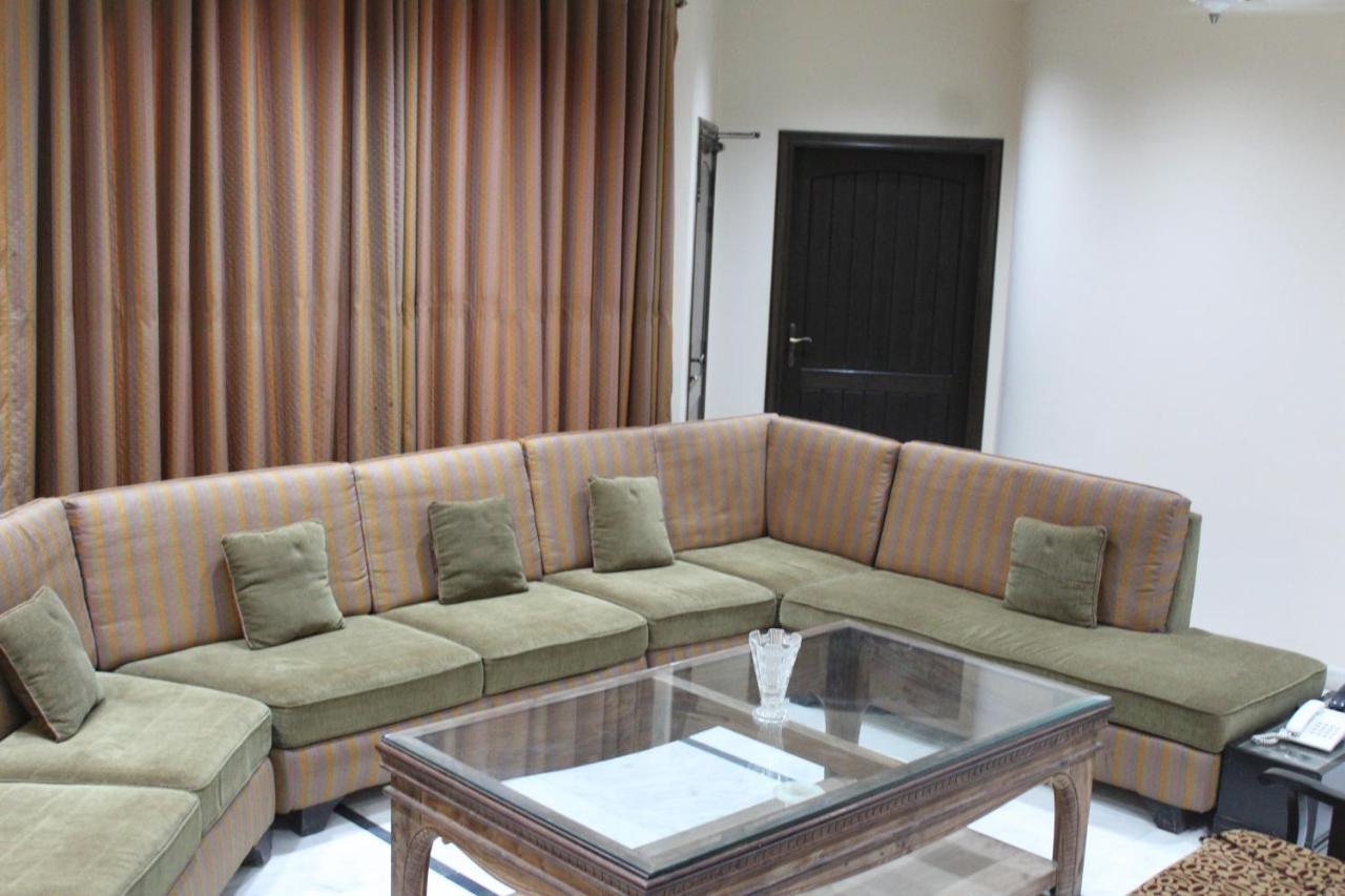 Hotel State Residency Bahawalpur Kültér fotó